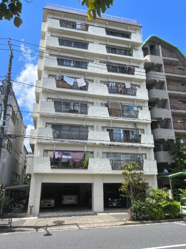 702号室 10