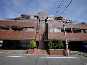 403号室 8