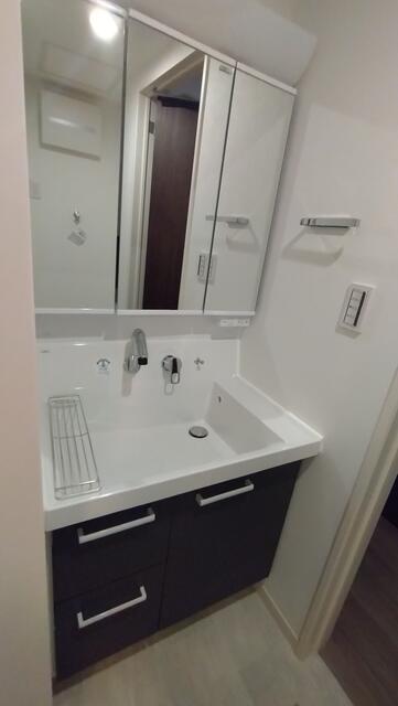 B3号室 7