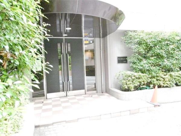 305号室 9