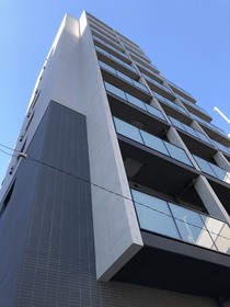 702号室 7