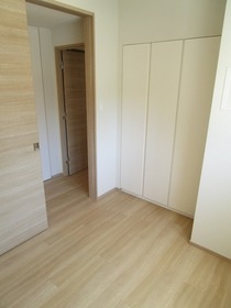 703号室 6