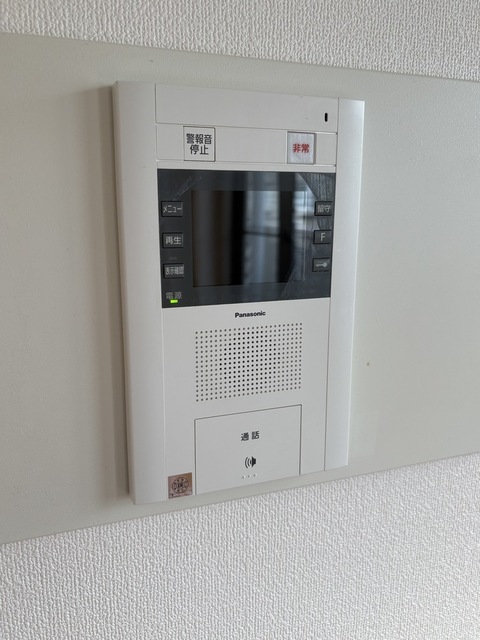 303号室 9