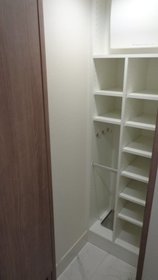705号室 5