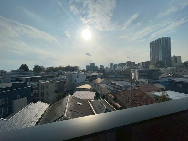 503号室 4