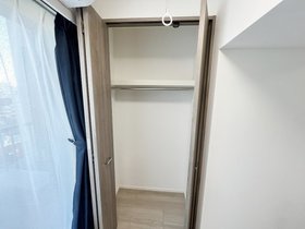 702号室 5