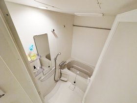 203号室 7