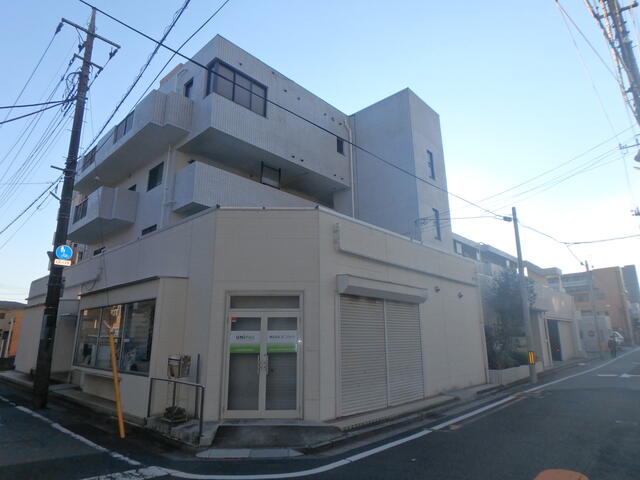 402号室 10