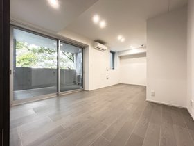 302号室 4