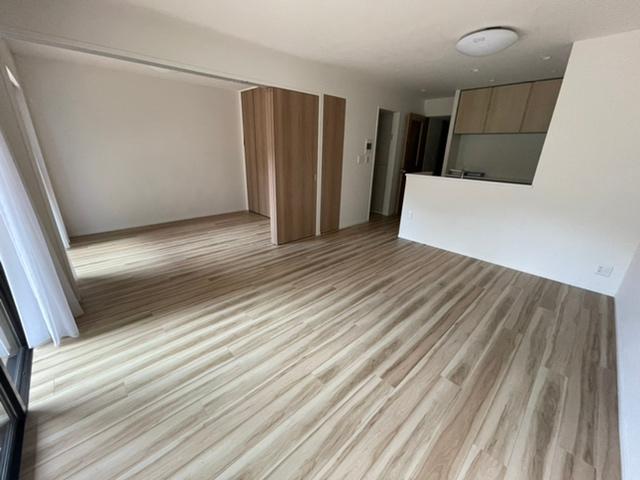 112号室 5