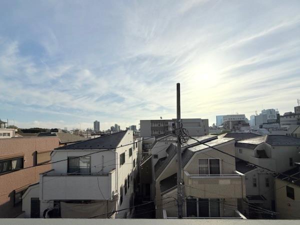 401号室 9