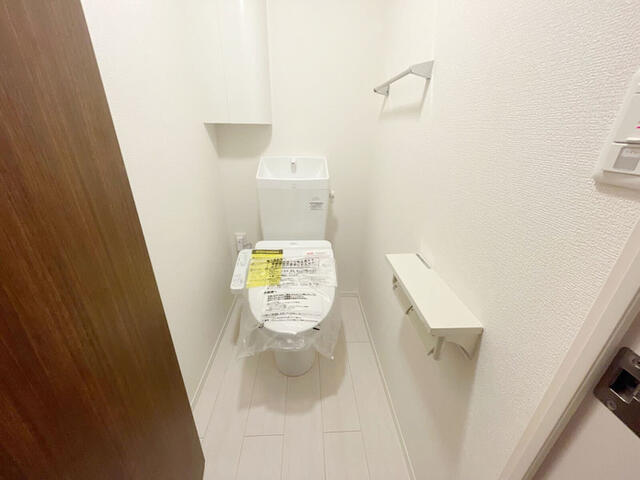 303号室 6