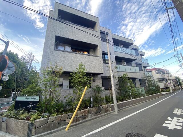 302号室 10