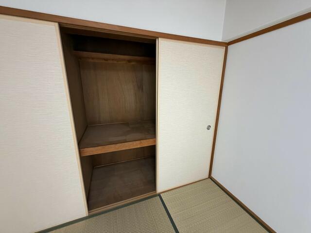 201号室 9