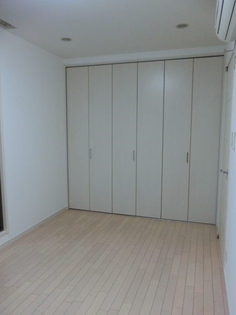 205号室 6