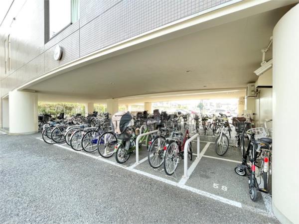 413号室 8
