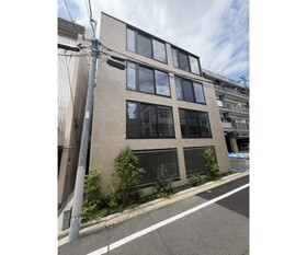 403号室 3