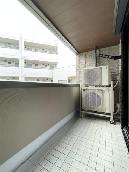 207号室 6