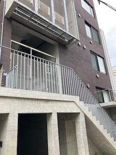 402号室 12