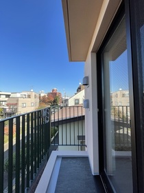 302号室 7