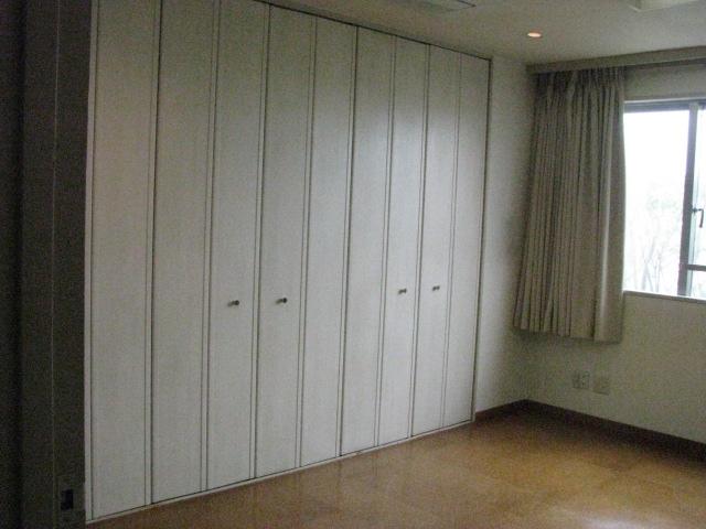 303号室 6