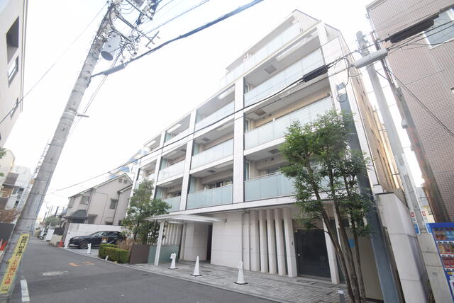 305号室 10