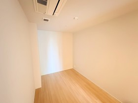 302号室 4