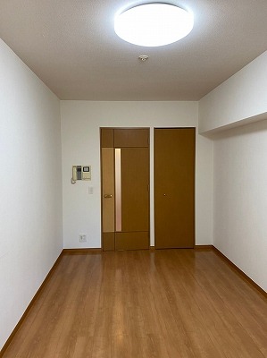 203号室 8