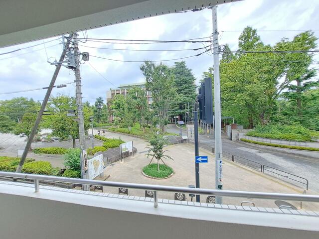 201号室 8