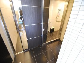 703号室 2