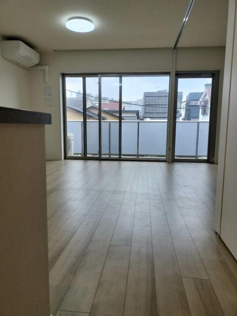 435号室 3