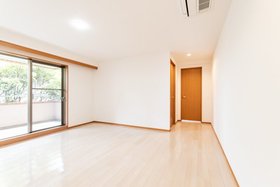 302号室 7