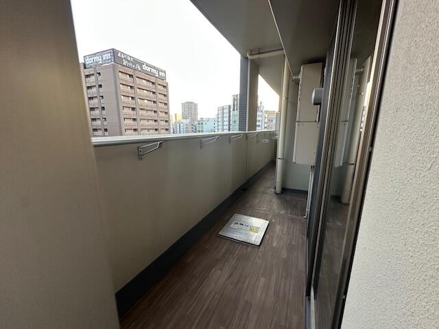715号室 4
