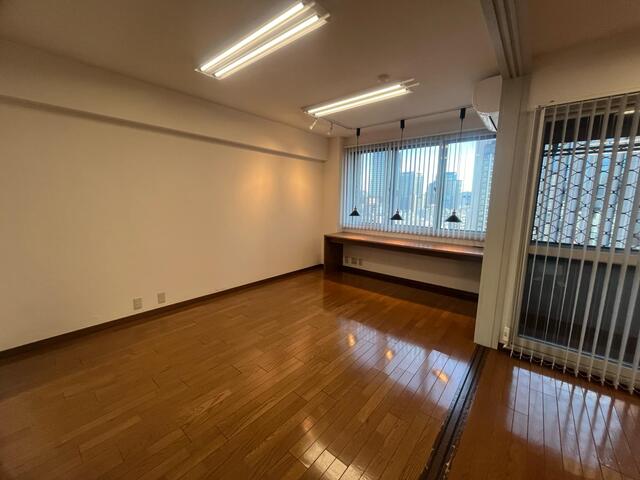 1607号室 4