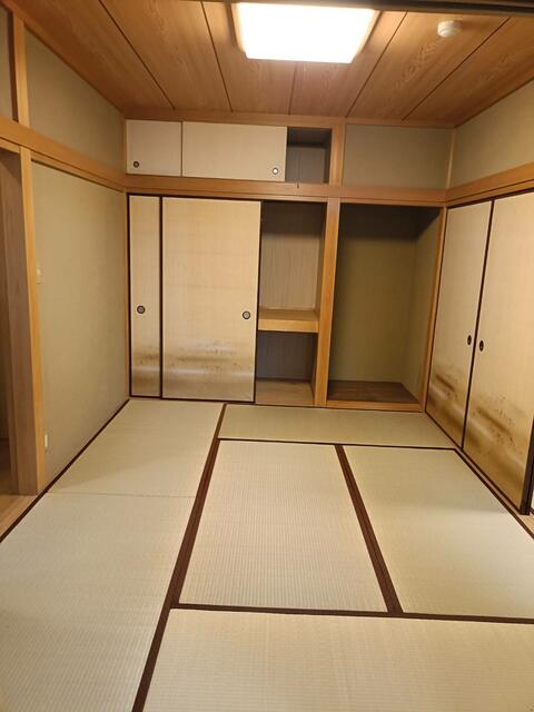 201号室 7
