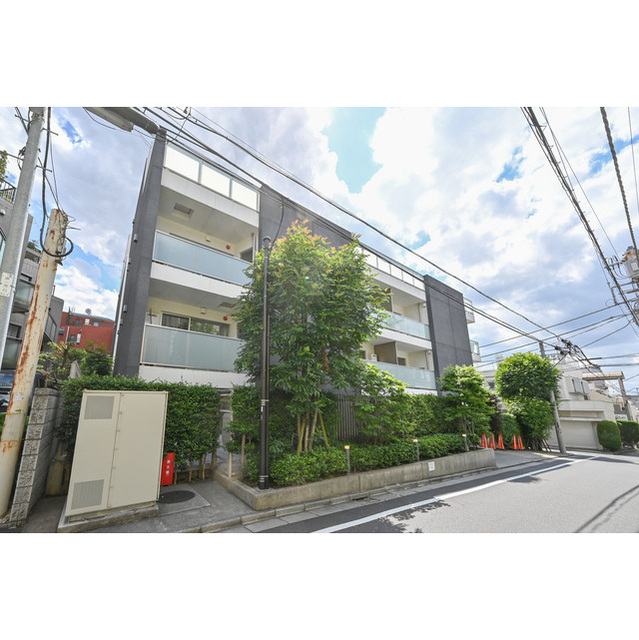 403号室 3