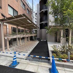 401号室 13