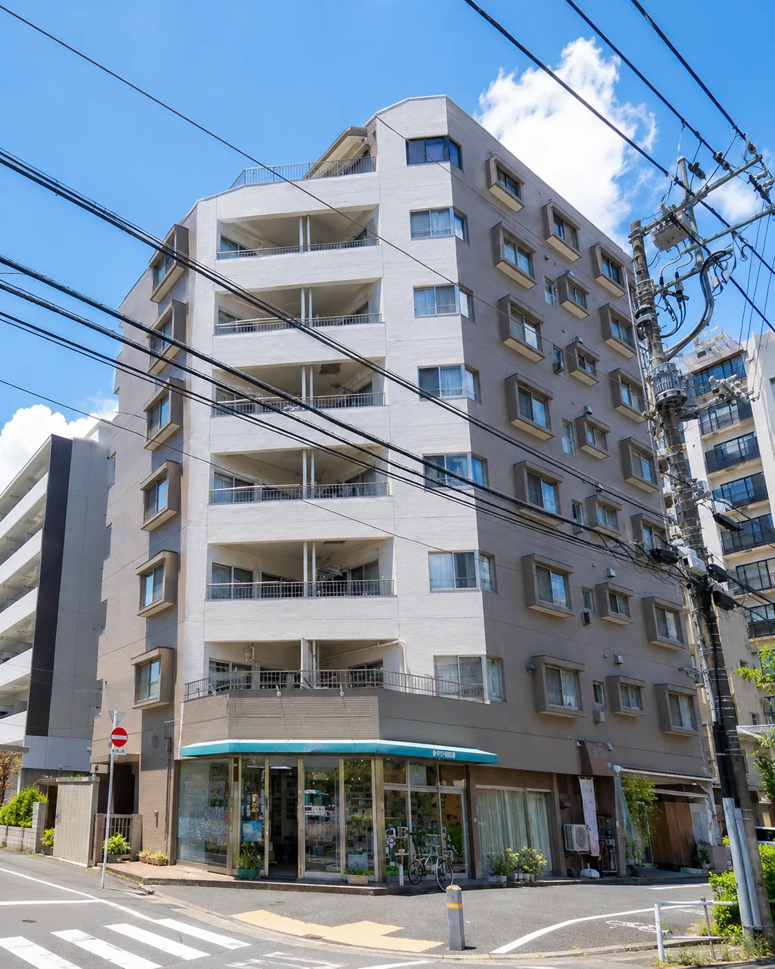 701号室 4