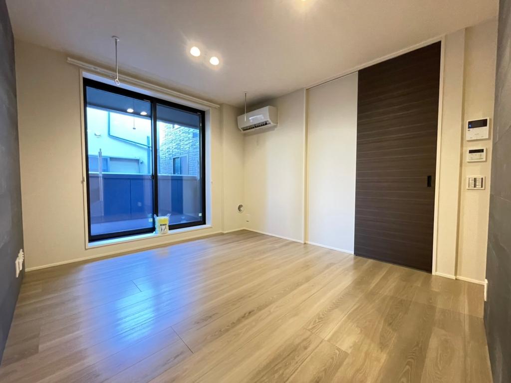 202号室 4