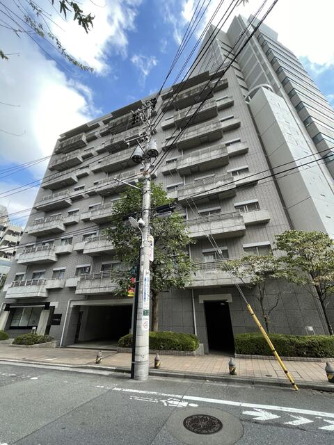 302号室 12