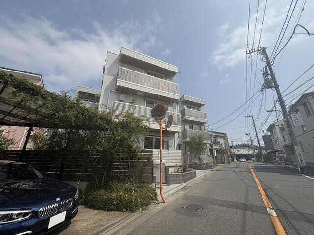 302号室 11