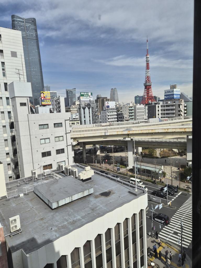 905号室 9