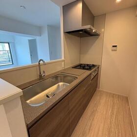 710号室 3