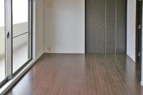 702号室 9