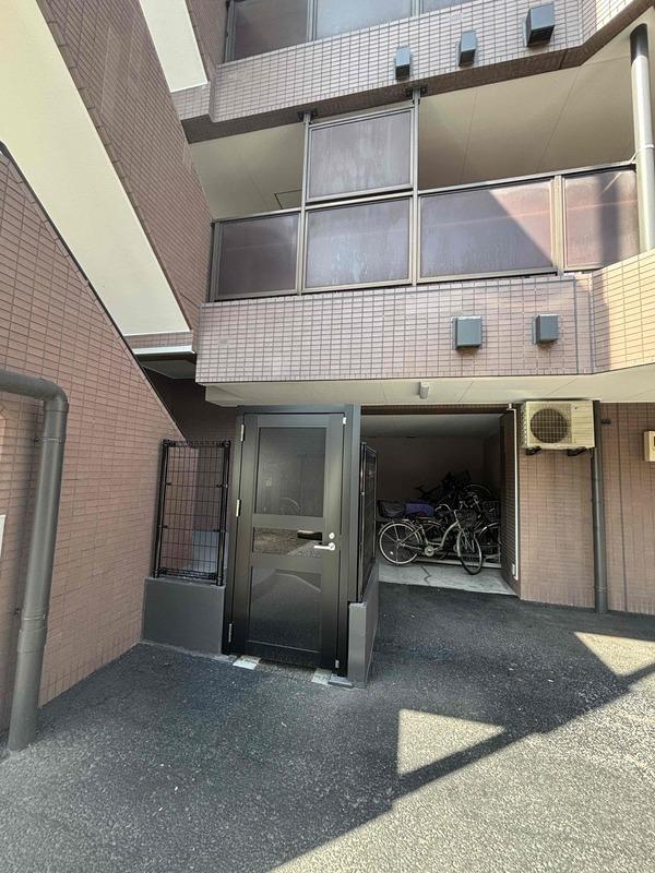 401号室 4