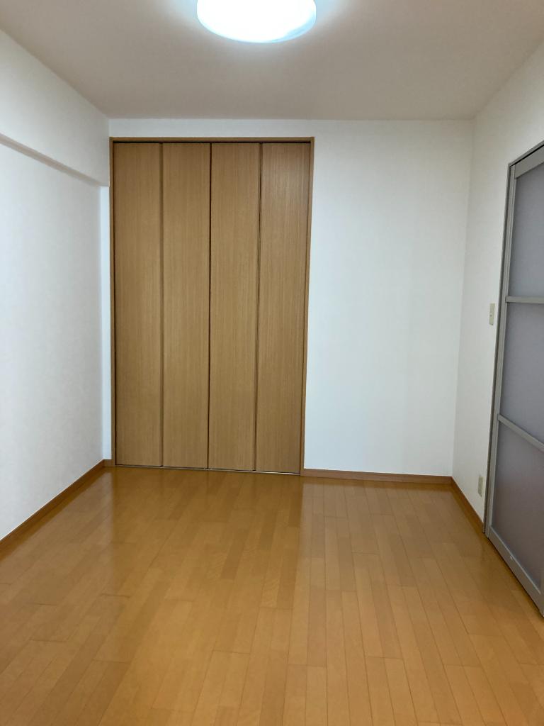 208号室 2