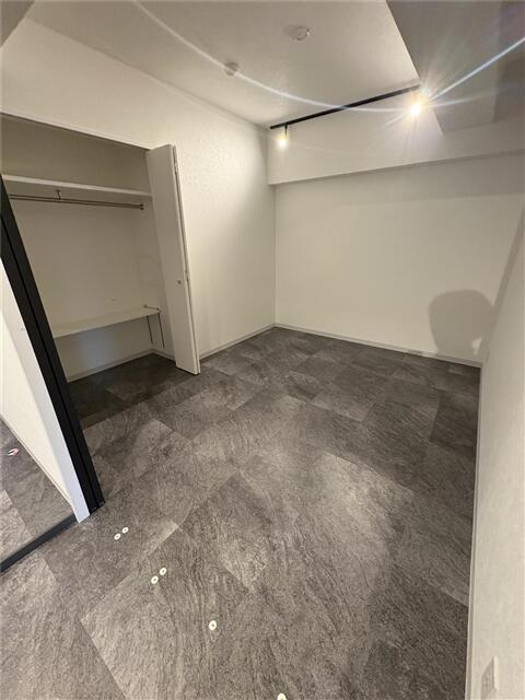 802号室 5