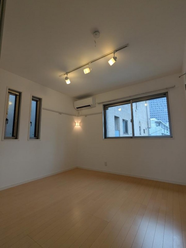301号室 6