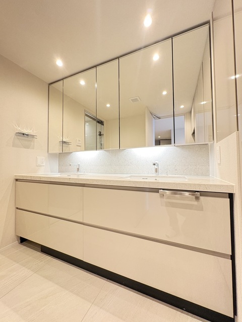 3210号室 7
