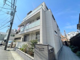 302号室 10